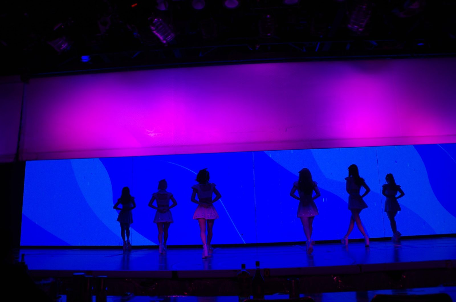Experience Tokyo’s Ultimate Night Show – Gira Gira Girls!